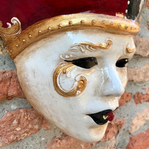 Long Nose Venetian Masks for Sale - Roby